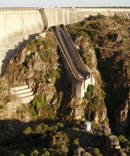 Presa de Almendra